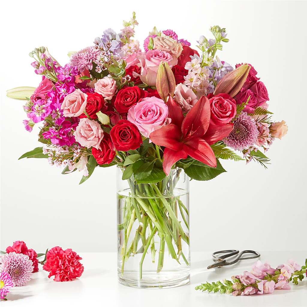 Swooning Over You - A Luxury Florist Original – Coquitlam Florist, Port Coquitlam BC