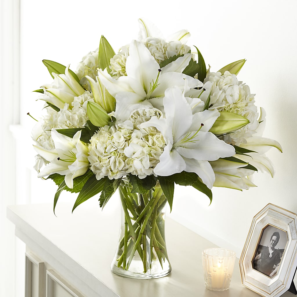 Compassionate Lily Bouquet – Coquitlam Florist, Port Coquitlam BC