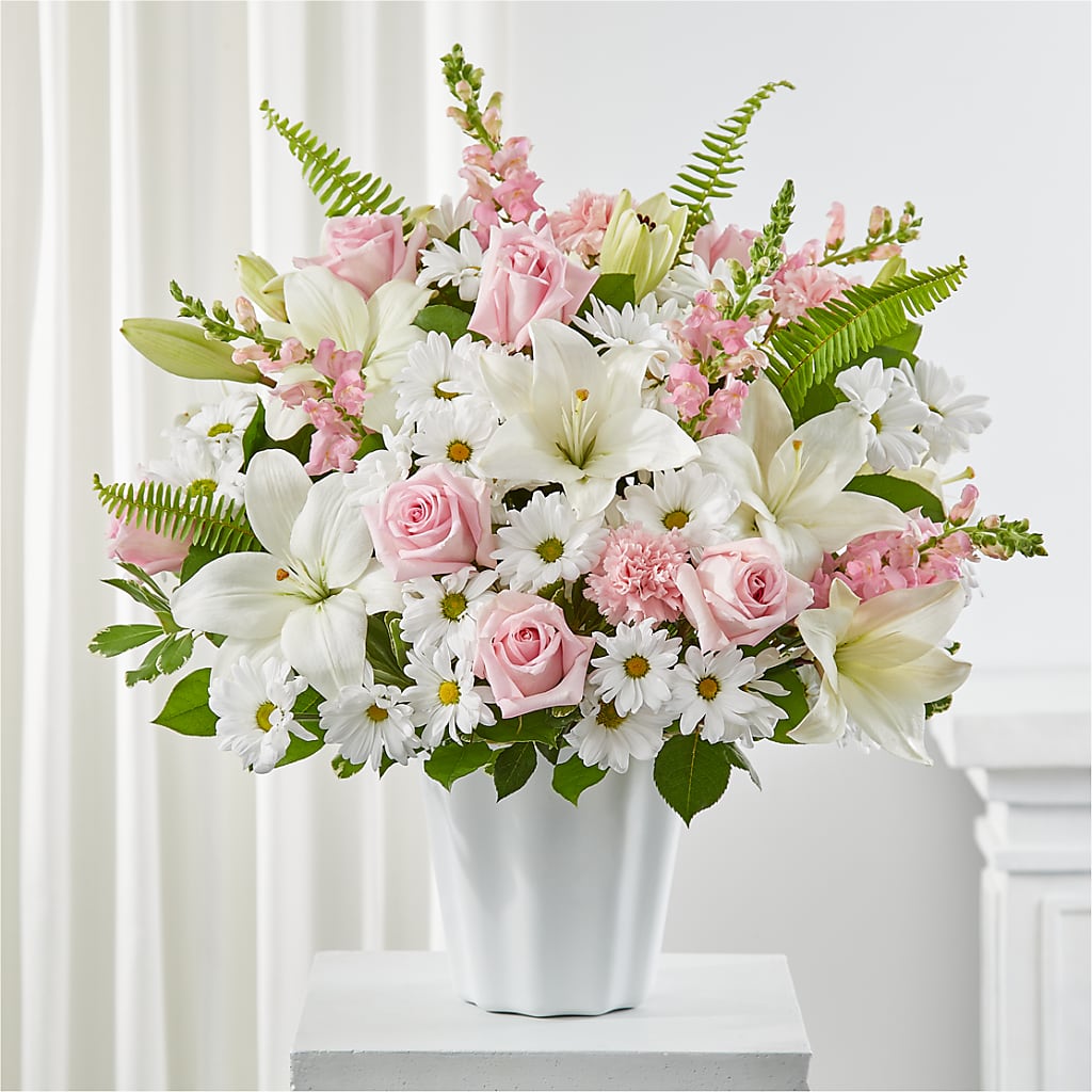Soft Touch Tabletop Basket – Coquitlam Florist, Port Coquitlam BC