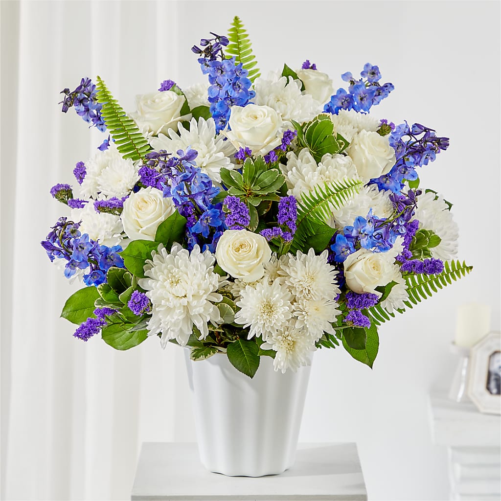 Hold Dear Tabletop Basket – Coquitlam Florist, Port Coquitlam BC