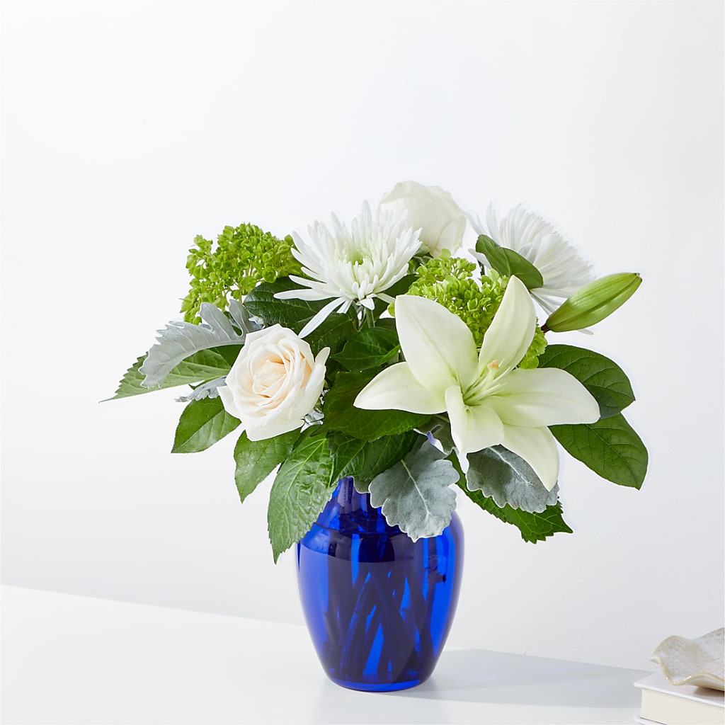 Snowy Dreams Bouquet – Coquitlam Florist, Port Coquitlam BC