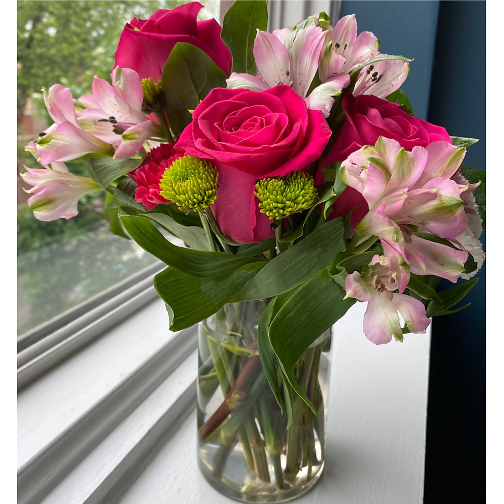 Sweet & Pretty Bouquet –  Coquitlam Florist, Port Coquitlam BC