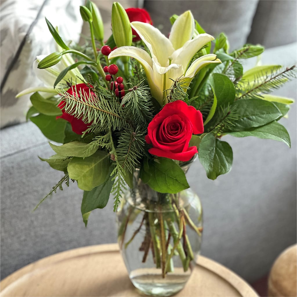 Sparkling Snowflakes Bouquet –  Coquitlam Florist, Port Coquitlam BC