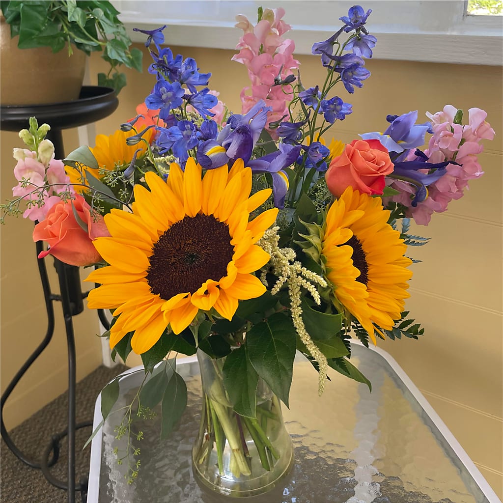 Rays of Life Bouquet –  Coquitlam Florist, Port Coquitlam BC