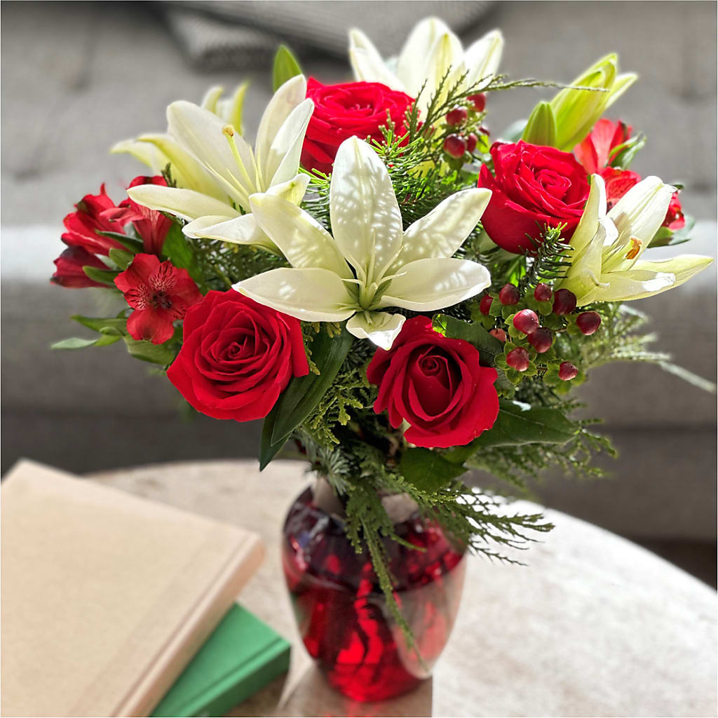 Evergreen Delight Bouquet –  Coquitlam Florist, Port Coquitlam BC