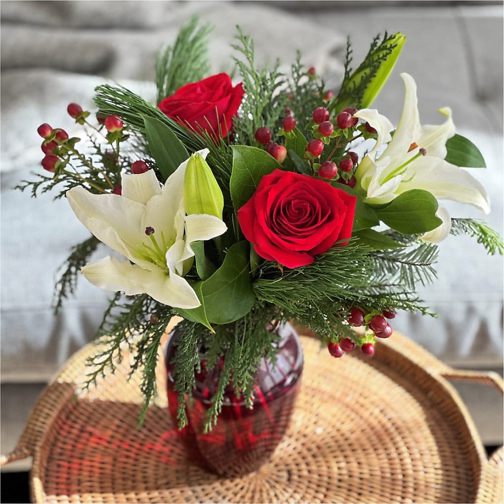 Evergreen Delight Bouquet –  Coquitlam Florist, Port Coquitlam BC