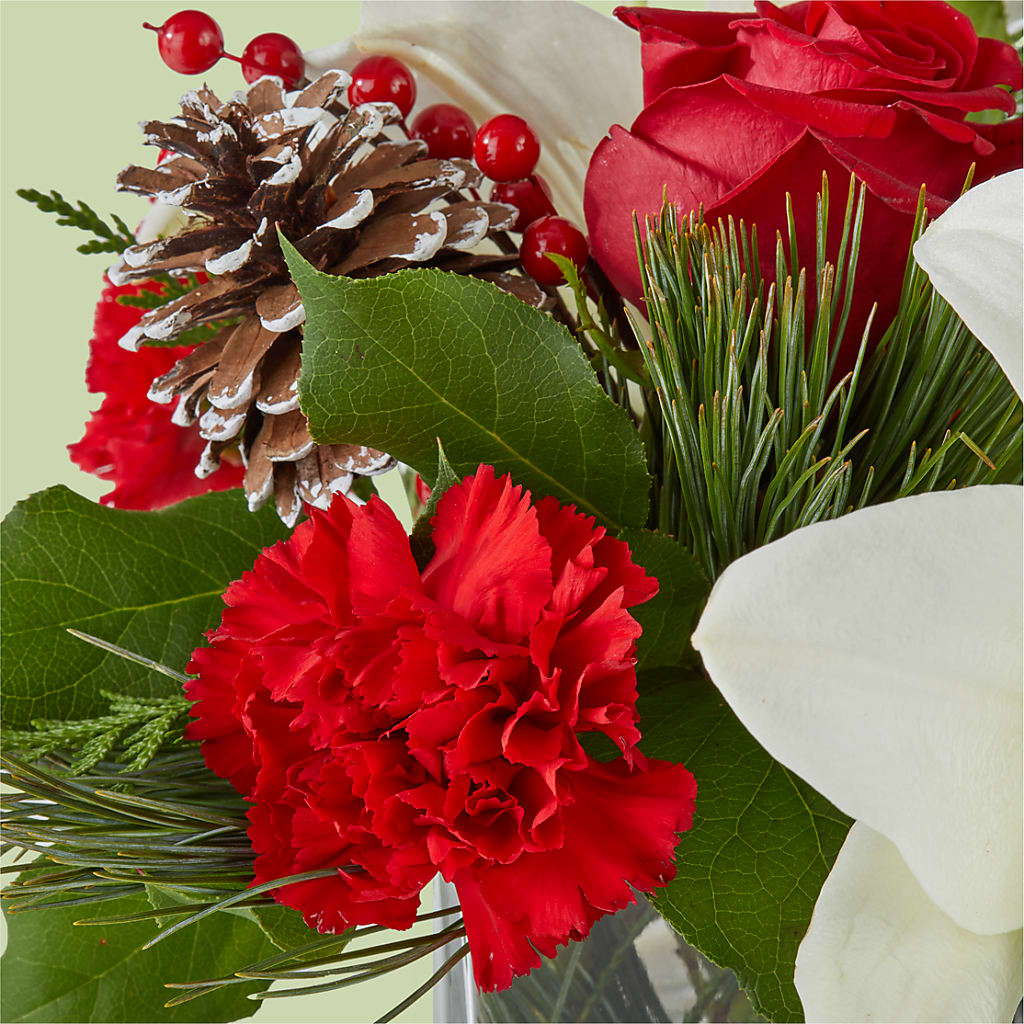 Glistening Icicles Bouquet –  Coquitlam Florist, Port Coquitlam BC